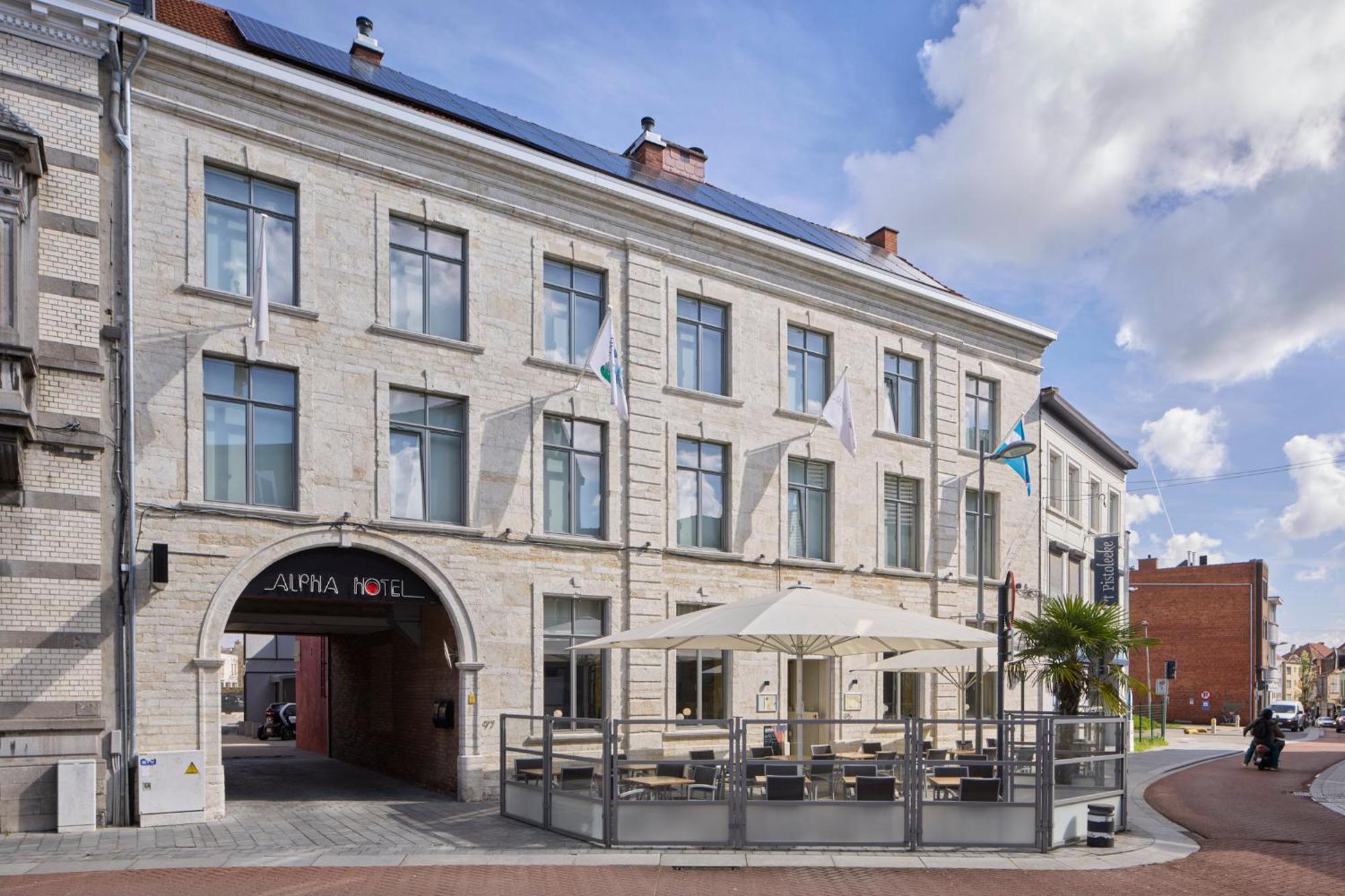 Alpha Hotel And Aparthotel Τιένεν Εξωτερικό φωτογραφία